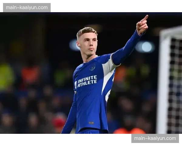 英格兰10号位竞争白热化 帕尔默伤病史或成落选主因 英格兰10号位竞争白热化 帕尔默伤病史或成落选主因